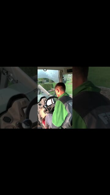 #shorts #2022 funny,prank,funjokes,dad jokes,funny memes,funny video,fun,laughing,funny animal,knock