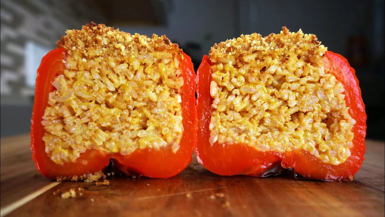 Cheddar-Rice Pepper Cups - It's Vegetarian Night!