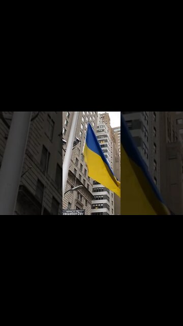 New York Mayor Eric Adams solemnly raised the #Ukrainian flag to the flagpole in the city center.