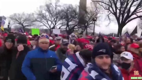 APOIADORES DE TRUMP TENTAM INVADIR O CONGRESSO .JÁ IMAGINOU SE TODOS ACORDAREM??
