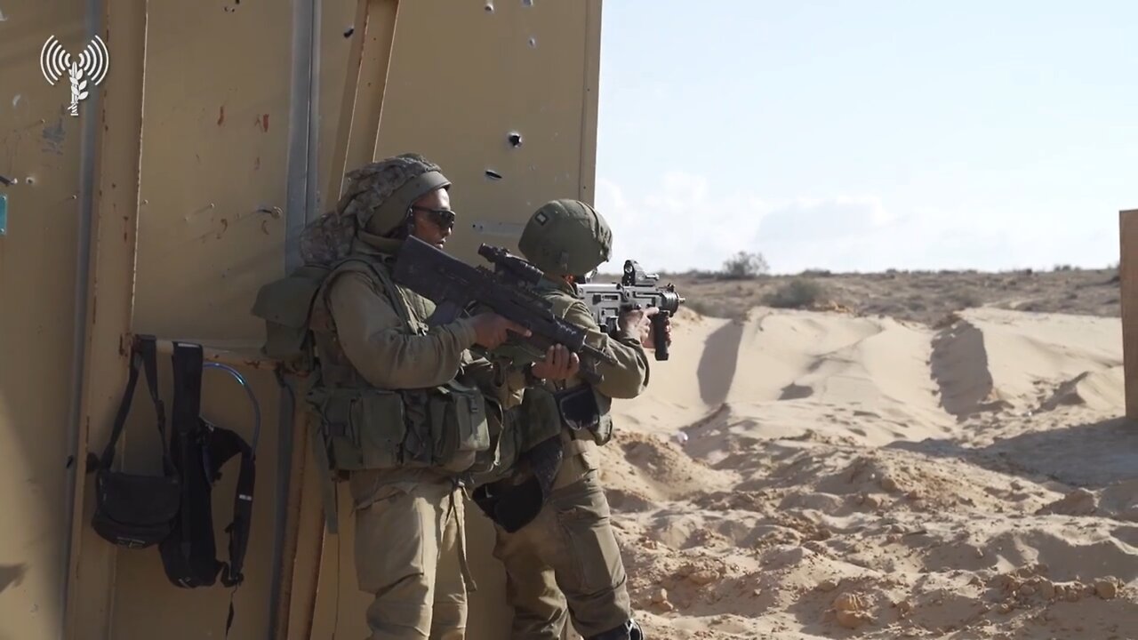 Footage of the IDF preparing for a ground operation in the Gaza Strip.