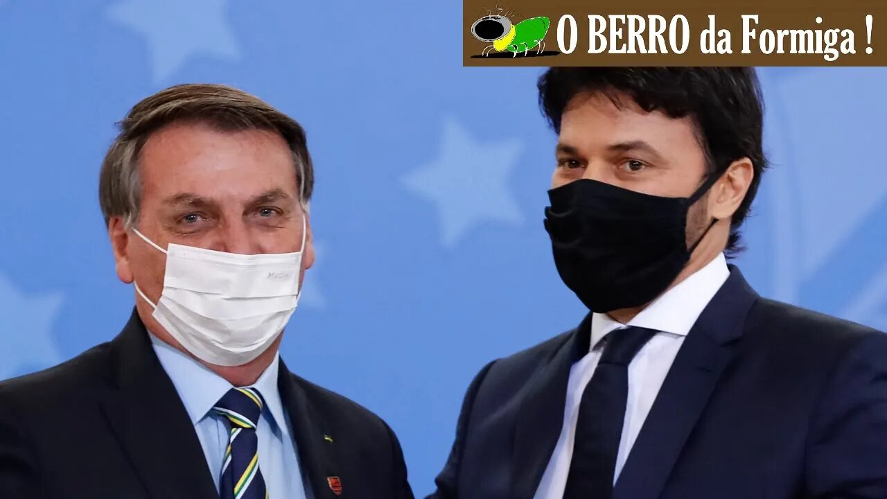 Bolsonaro discursa na posse do novo ministro das Comunicações