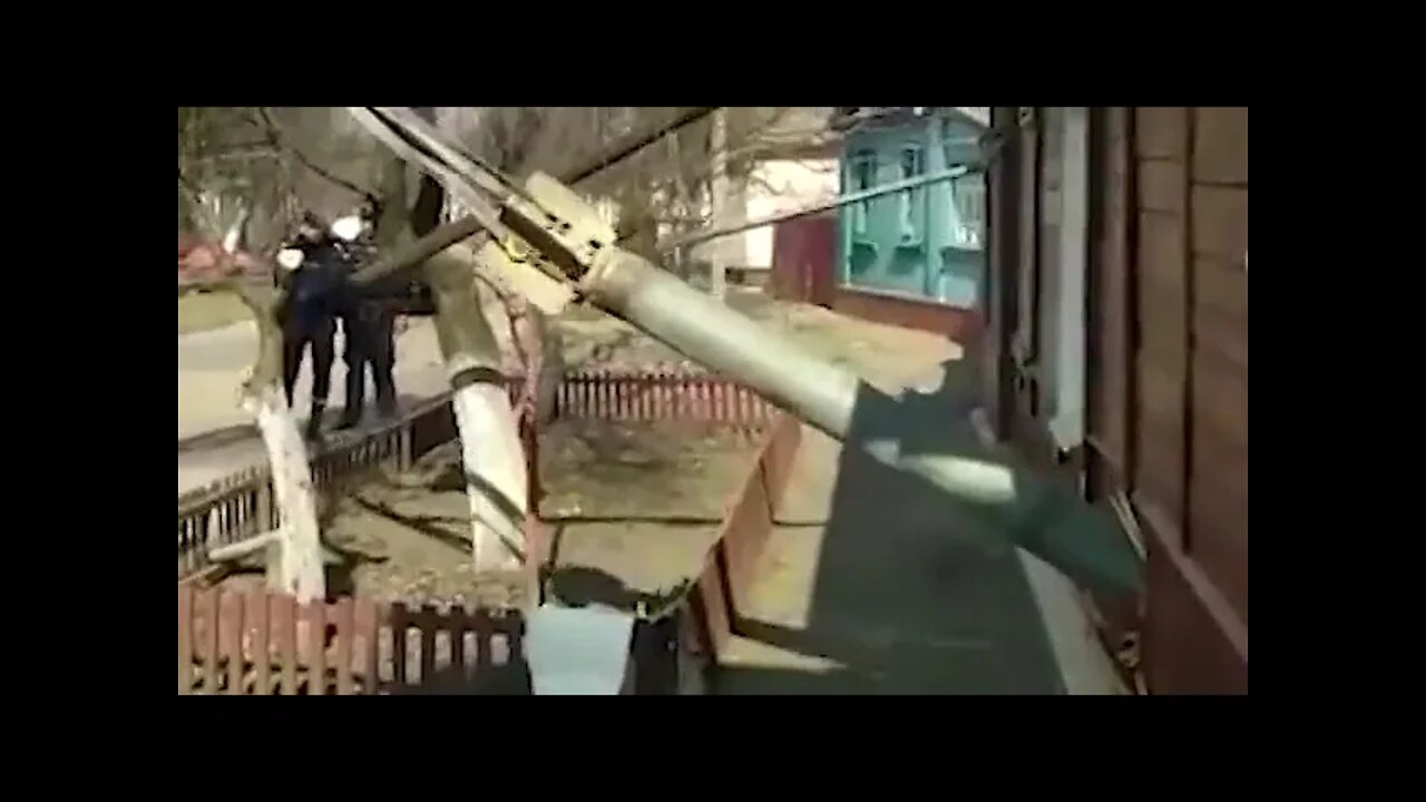 AN UNEXPLODED MISSILE IN CHERNIHIV! RUSSIA UKRAINE WAR!