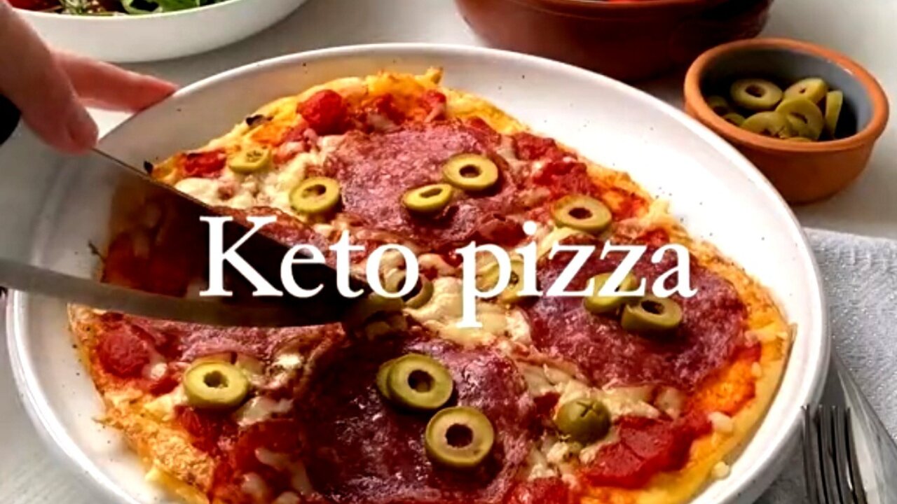 The best keto recipes for weight loss: Keto Pizza