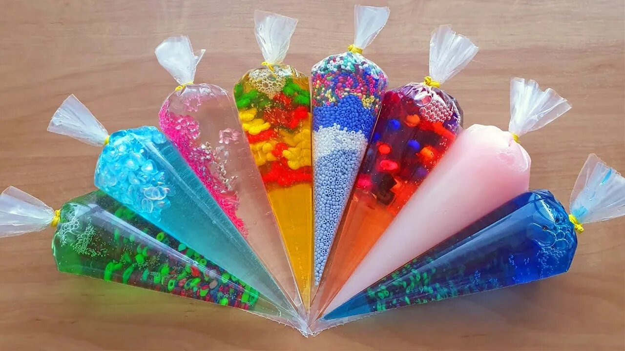Making Crunchy Slime with Piping Bags #216