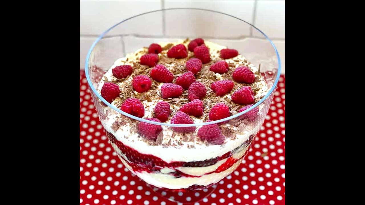 CHOCOLATE BROWNIE TRIFLE