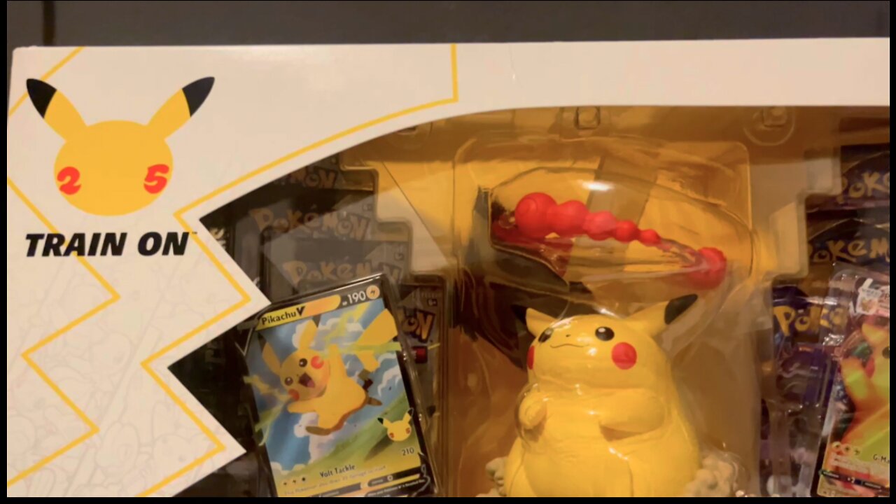 Opening BIG PIKACHU celebrations box
