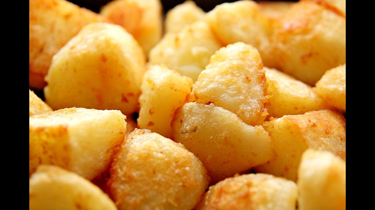 How to Roast the Best Potatoes of Your Life