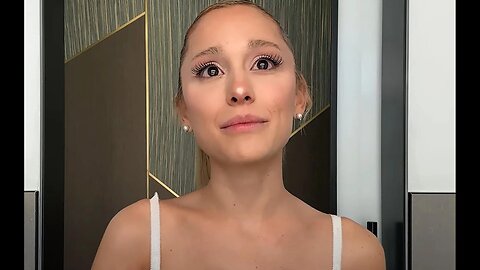 Ariana Grande admits plastic surgery in teary video