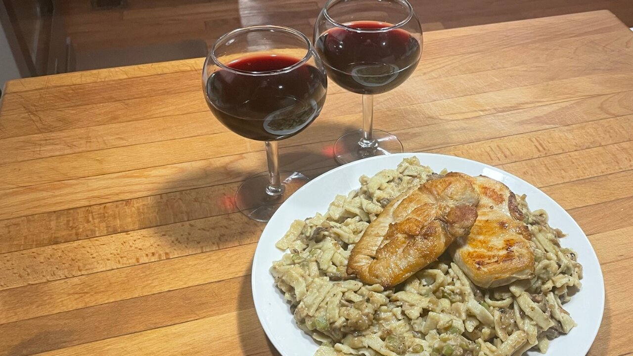 Easy Dinner For Two (Chicken & Homemade Noodles )