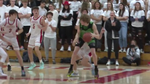 Neenah Rockets remain undefeated in conference play with win over Oshkosh North