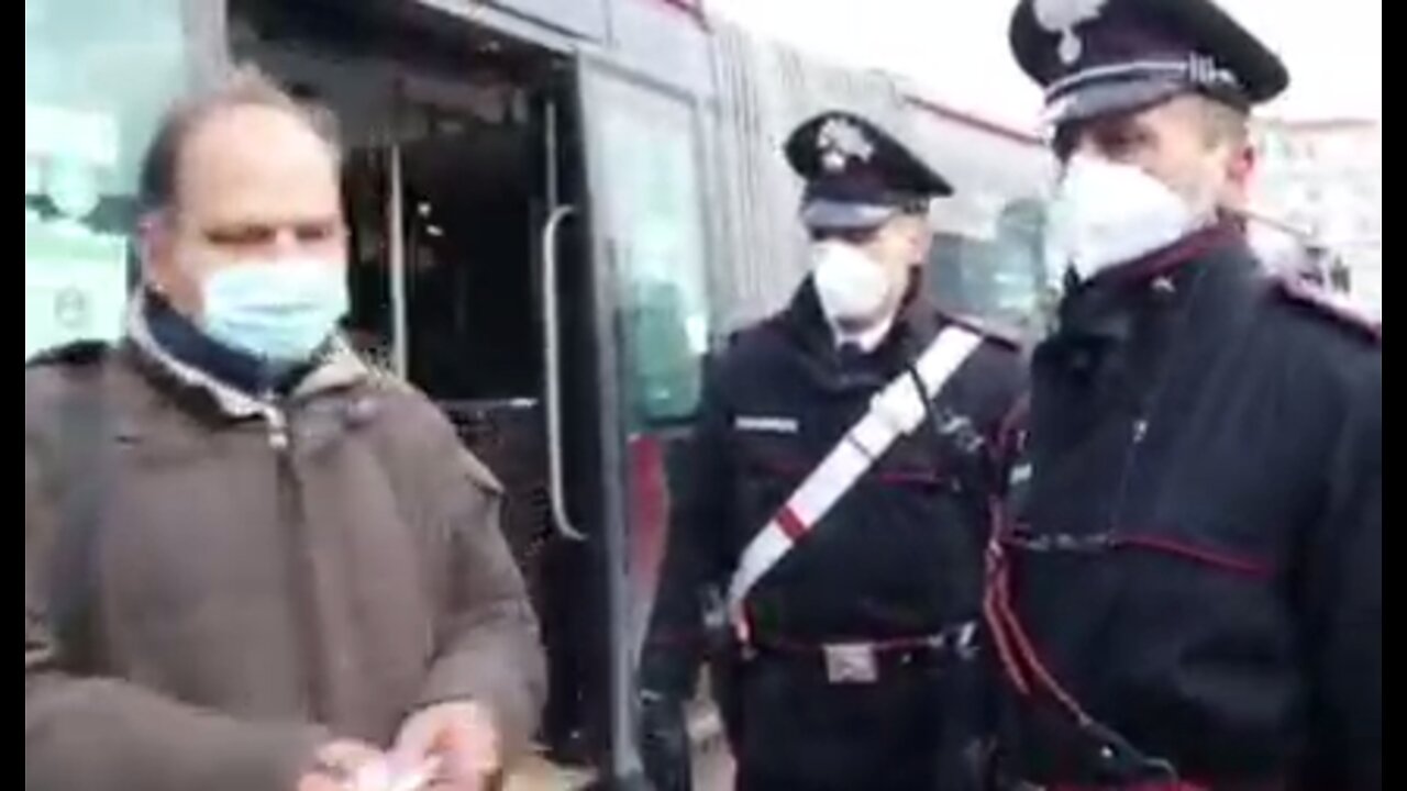 Cops In Rome Look Just Like Nazis Checking "Passports" On Trains & Buses