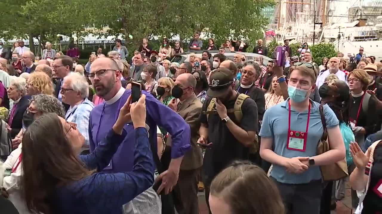 Anti-violence rally held at Inner Harbor