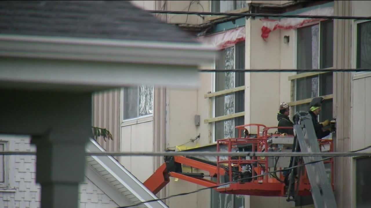 Waukesha: Collapsing condo must be razed in 120 days, residents may face large fines