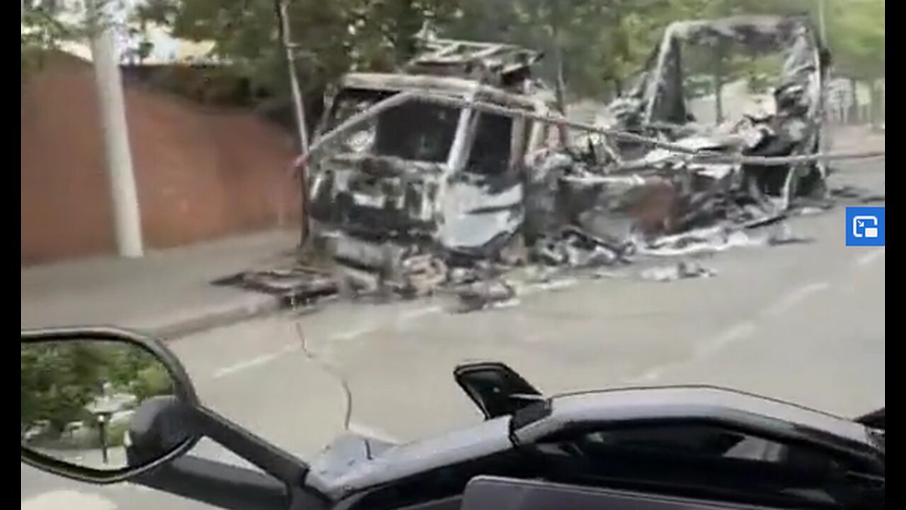 Paris is a War Zone - Under Attack by a Foreign Army & the Government Is Complicit - HaloNews