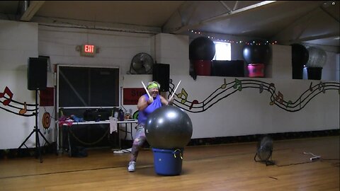 Can't Tame Her (Cardio Drumming with Michelle)