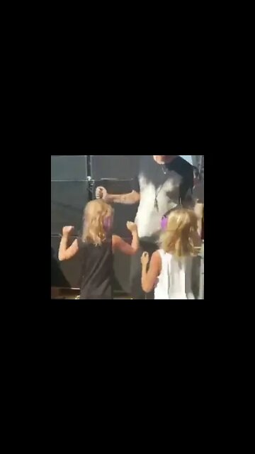 The Power of TECHNO MUSIC 🎶