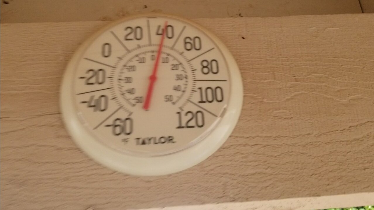 40°F Snowflakes Can't Exist Without a Chemical Assist
