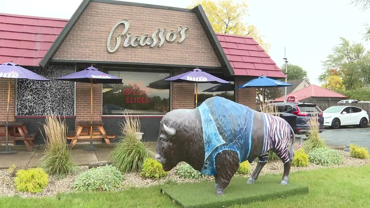 Local artist gets creative with Bills Mafia themed statue outside Picasso's