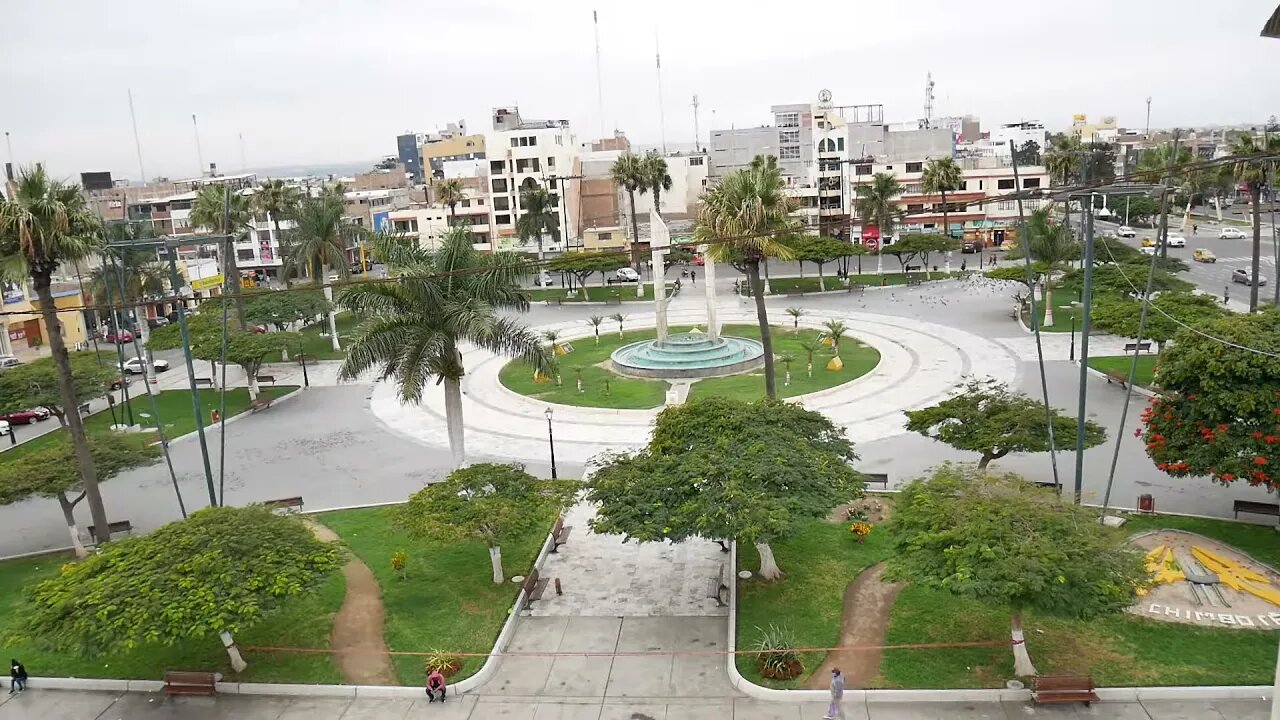 PLAZA DE ARMAS DE CHIMBOTE - PERÚ - FULL HD 60 FPS