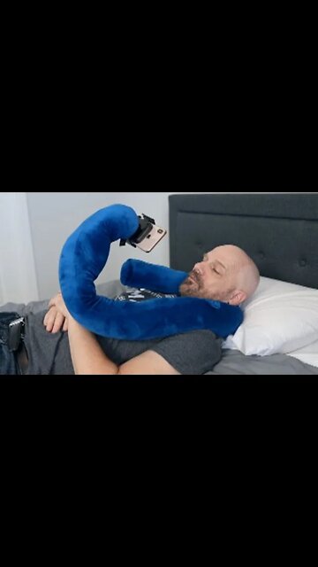 Pillow phone holder wraps around your neck! #shorts