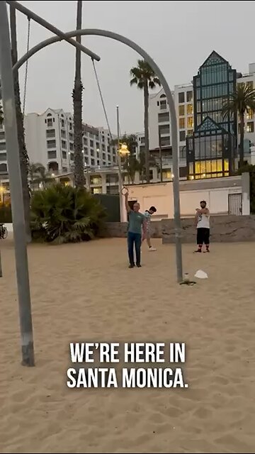 Simple obstacles game but not easy to accomplish?