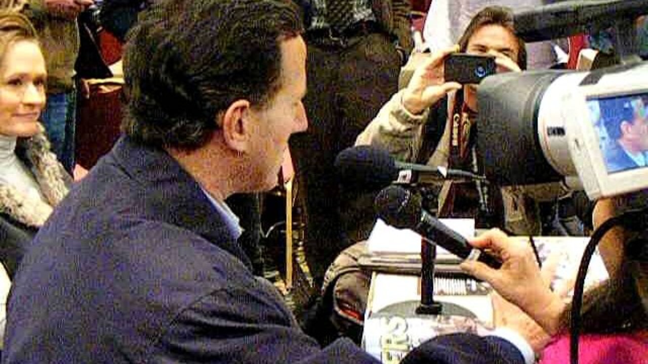 Santorum on radio row election morning.AVI