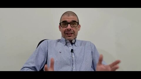 Srs. jornalistas, eu e o Doutor Alexandre Guerreiro não somos agentes dos serviços secretos russos!