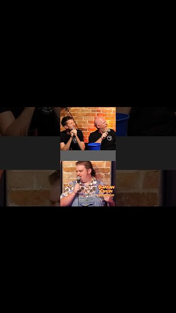 ROASTED 😳😳 #shorts #roast #openmic #comedy #podcast @streetcorner1000 @ChrisDenisJones