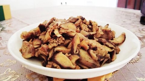 家常版香菇炒肉的做法，做法简单味道好｜The practice of fried meat with mushrooms, the practice is simple and delicious