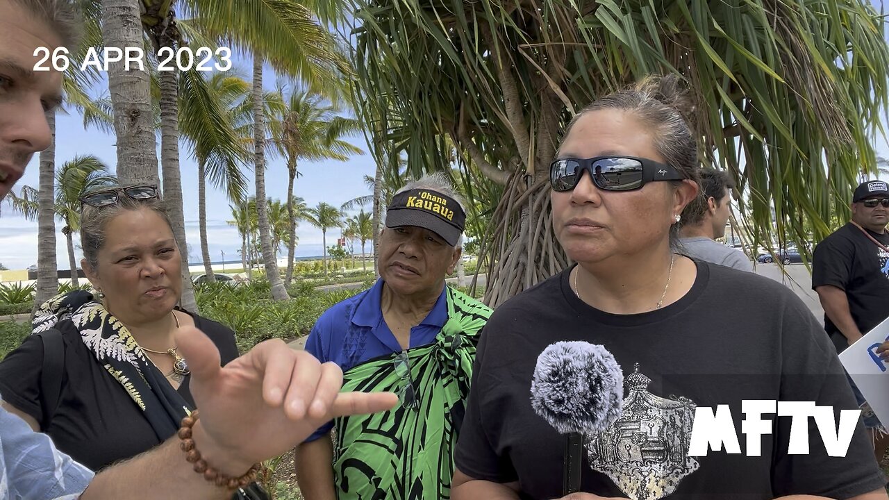 Oahu wave pool protest 🌊