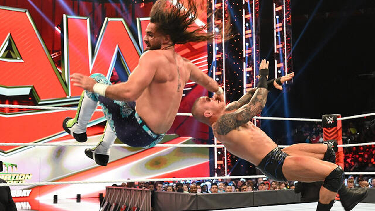 Randy Orton vs. Seth “Freakin” Rollins: Raw, Feb. 14, 2022 @WWE