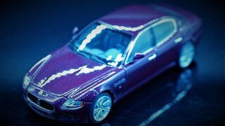Maserati Quattroporte - Minichamps 1/43 - 2 MINUTES REVIEW