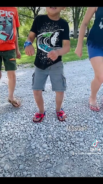 This is a great T-shirt. I love them 😍