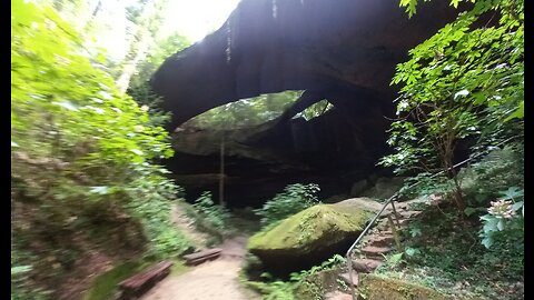 Hike at Natural Bridge in Alabama