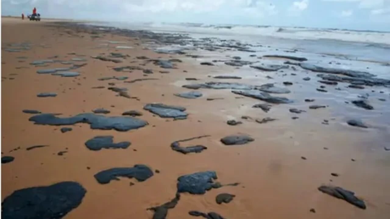 Veja quais praias foram atingidas pelas manchas de óleo no Nordeste