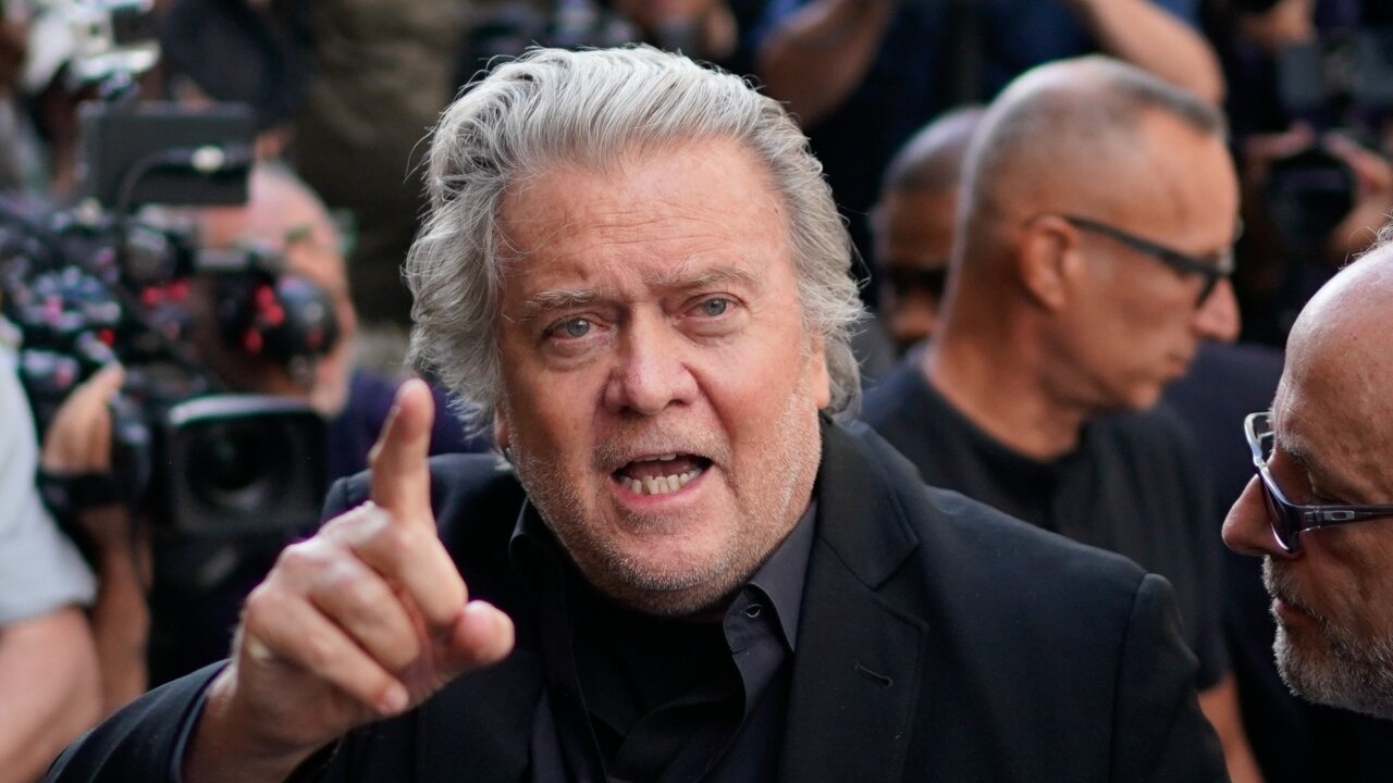 Steve Bannon Charged With Money Laundering In Border Wall Scheme