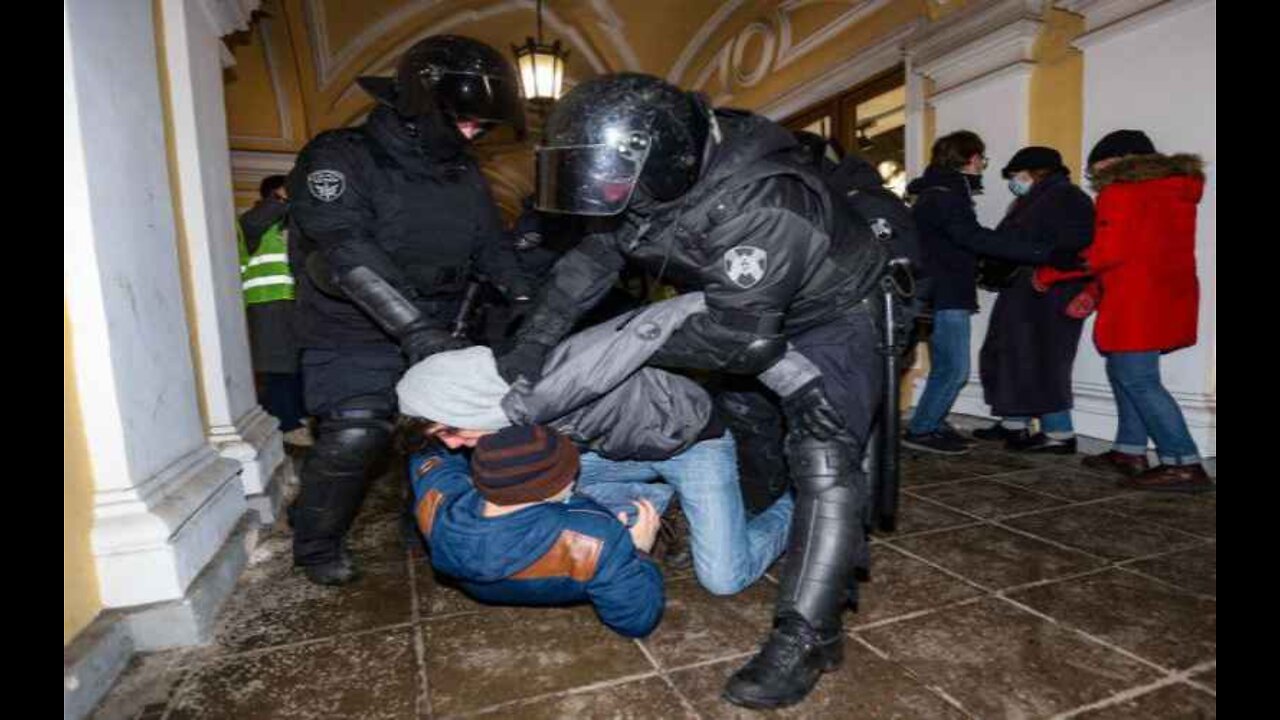 Report: Russian Police Detain More Than 1,700 Anti-War Protesters