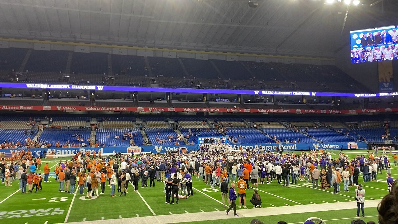 Washington coach DeBoer Alamo Bowl Trophy Speech 2