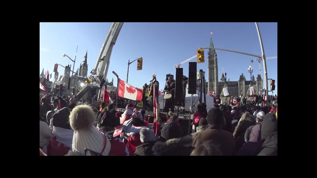 Canada Spring - Freedom Convoy 2022 - Feb5th - Frank and Renelle perform "Better Days Are Coming".