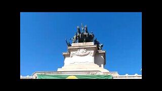 Anjo do imperio e Rádio Brazil Imperial no Museu do Ipiranga com a família imperial