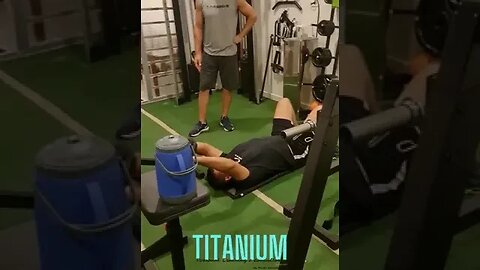 FUNNY VÍDEO IN THE GYM