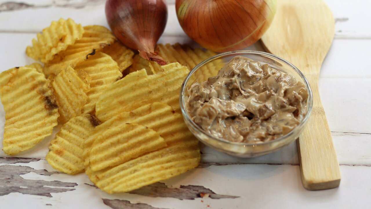 How to make homemade onion dip