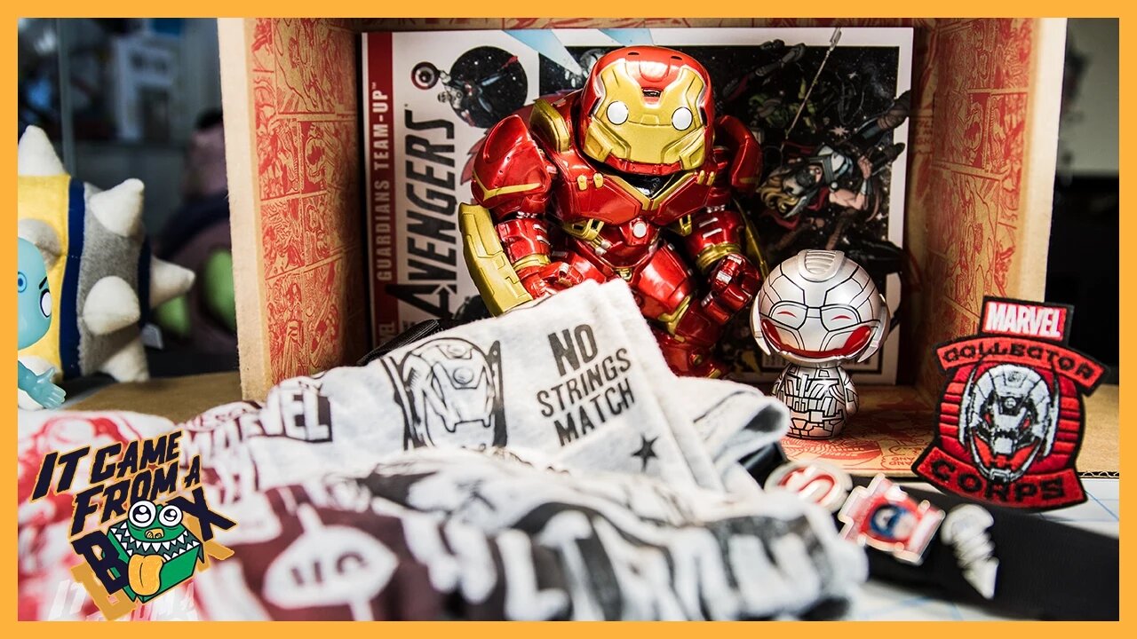 Marvel Collector Corps - Avengers - April 2015 - Unboxing and Overview