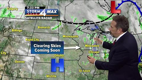 Scott Steele's Monday 10pm Storm Team 4cast