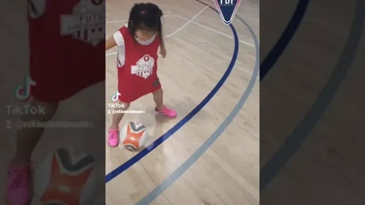 Futsal Any Agewww.fdpfutsal.com#futsaltraining #njfutsaltraining #njfutsal