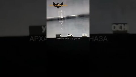 🎯💥 ONE HIT WONDER: Russian artillery BLOWS UP column of Ukrainian soldiers with a pin-point STRIKE