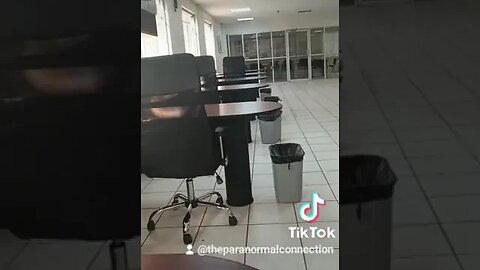 Mira en la esquina!