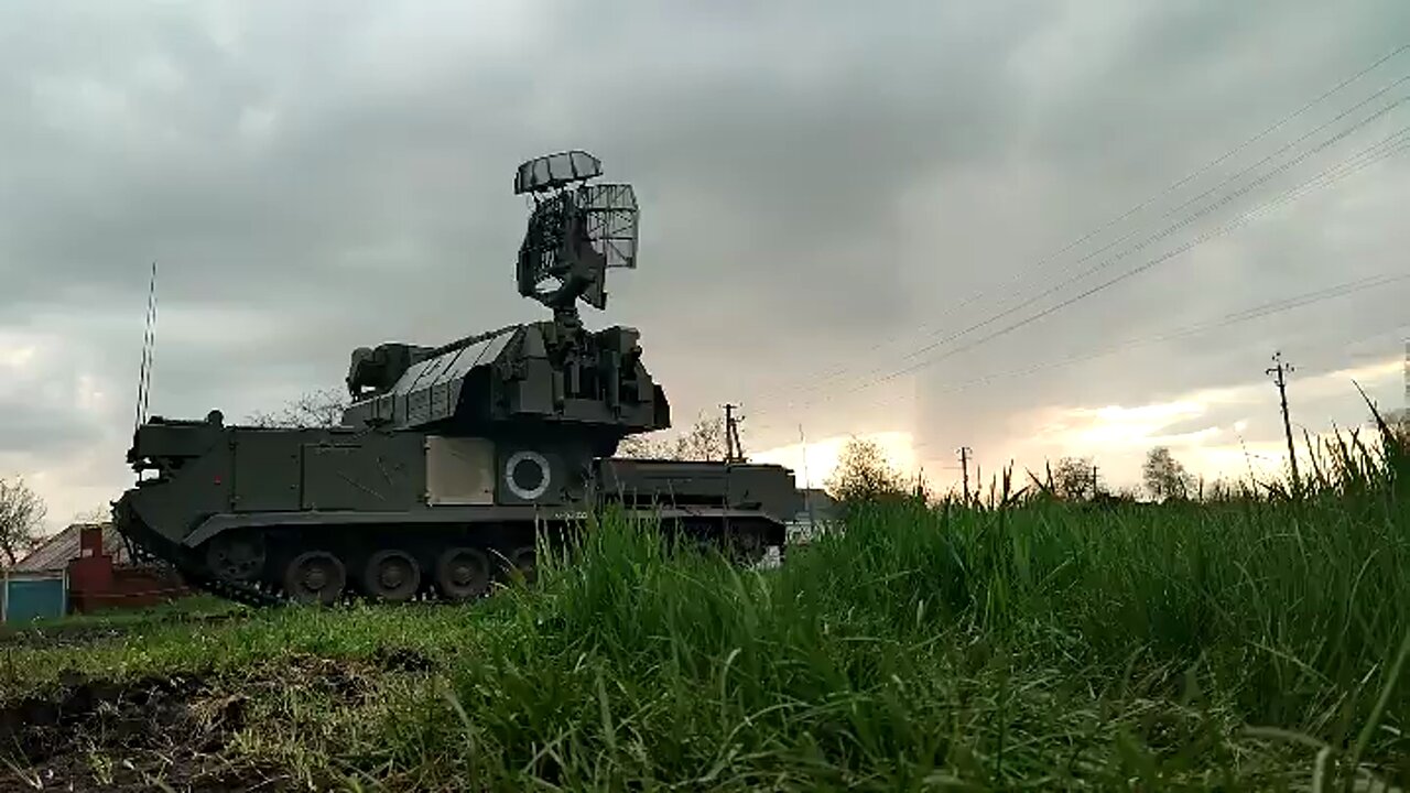 Russian BUK air defense system allegedly recorded in the Limansky area