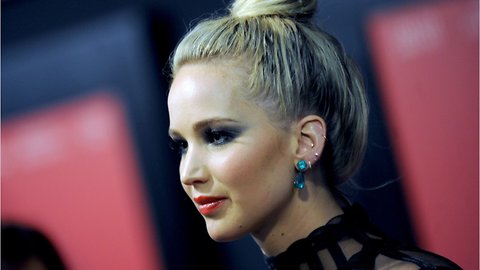 Adele, Jennifer Lawrence Surprise Fans At NYC Gay Bar